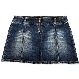 Z. Cavaricci Denim/Jean Skirt size 9